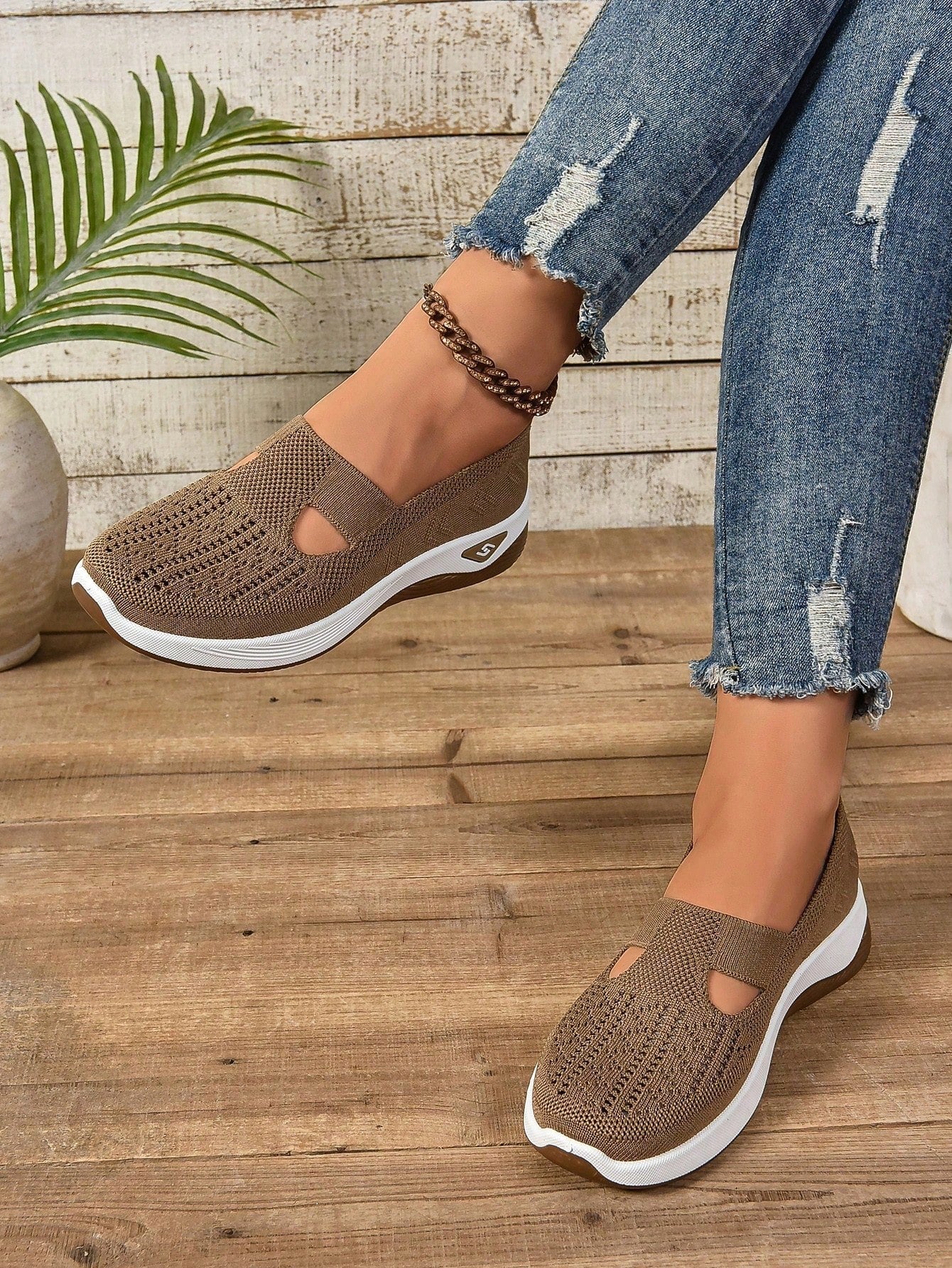 Everlasting Boutique | Alice | Women's Lightweight Orthopedic Summer Sandals - image 15