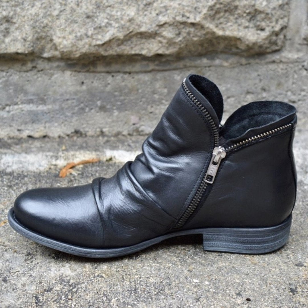 Amelia | Women's Orthopedic Ankle Boots, Perfect for Autumn Walks | Everlasting Boutique | Black