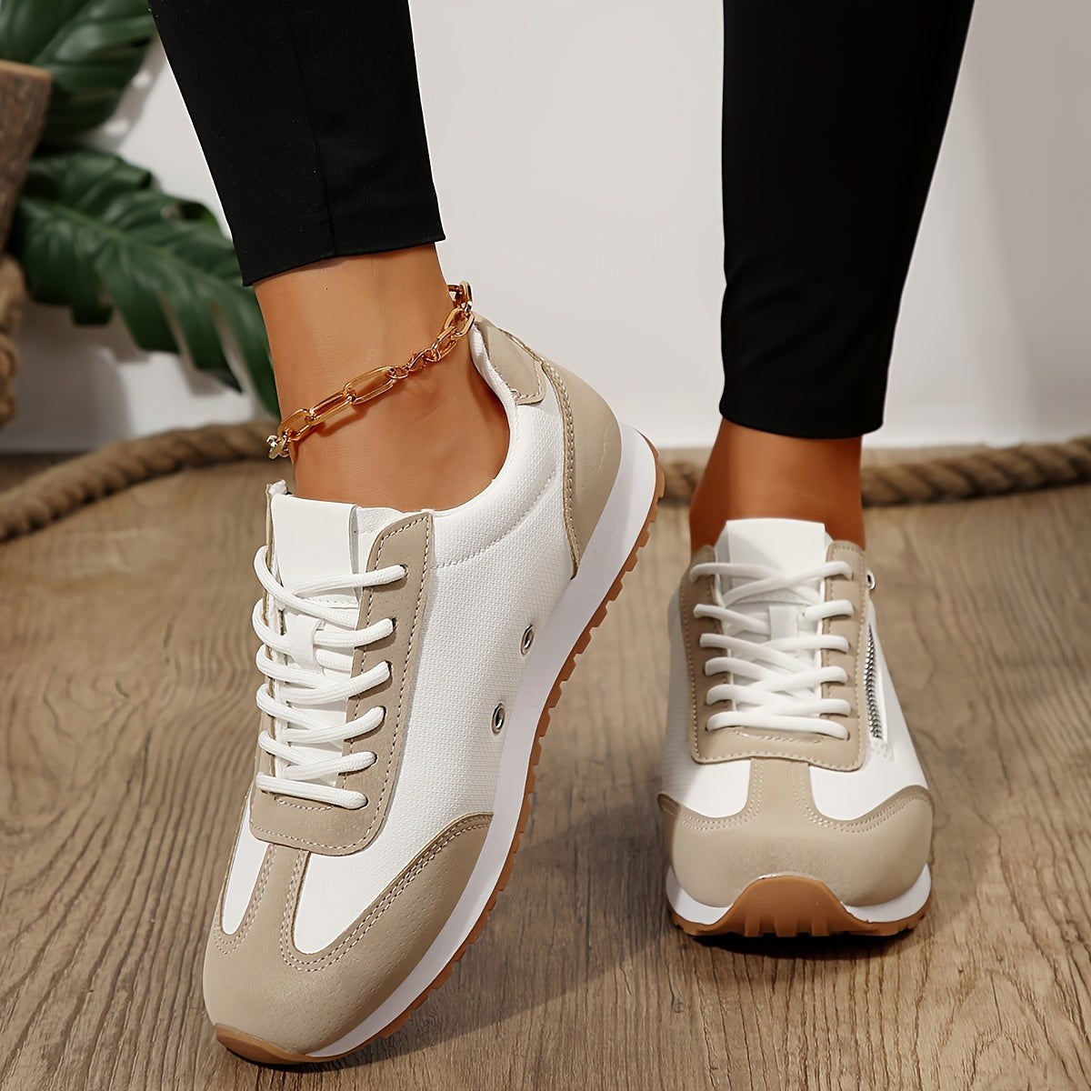 Beatrice | Women's Orthopedic Walking Shoes, Perfect for Everyday Wear | Everlasting Boutique | Beige