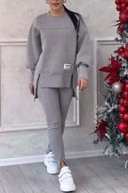Daisy | Women's Oversized Sweatshirt with Slits and Leggings Set, Two-Piece Lounge Set | Everlasting Boutique