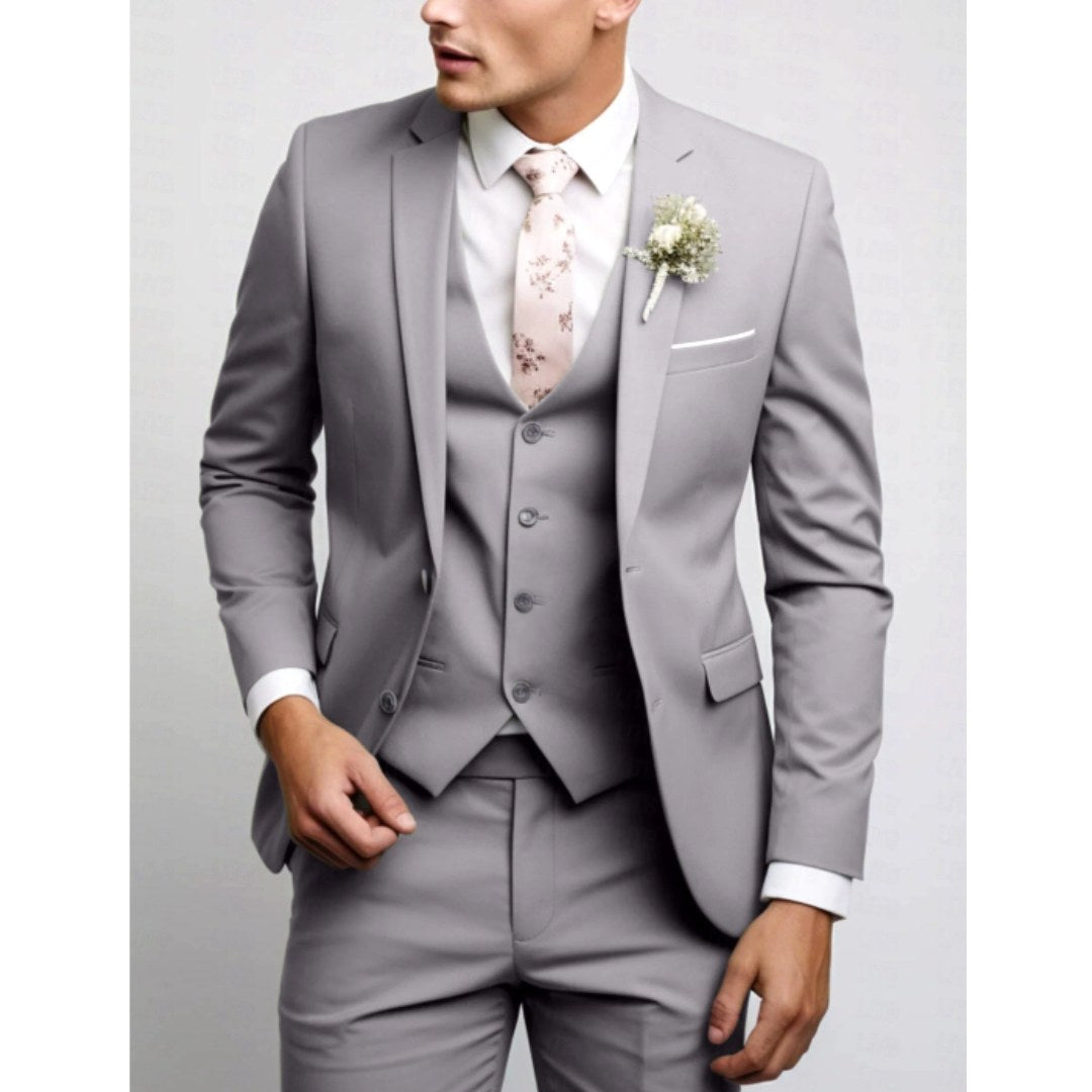 Felix | Men's Suit for Wedding Guests in Slim Fit Cut, Three-Piece Suit | Everlasting Boutique | Light Blue