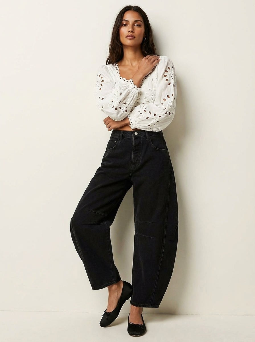 Freya | Women's Relaxed Barrel Jeans, High-Waist Denim Jeans | Everlasting Boutique | Lichtblauw