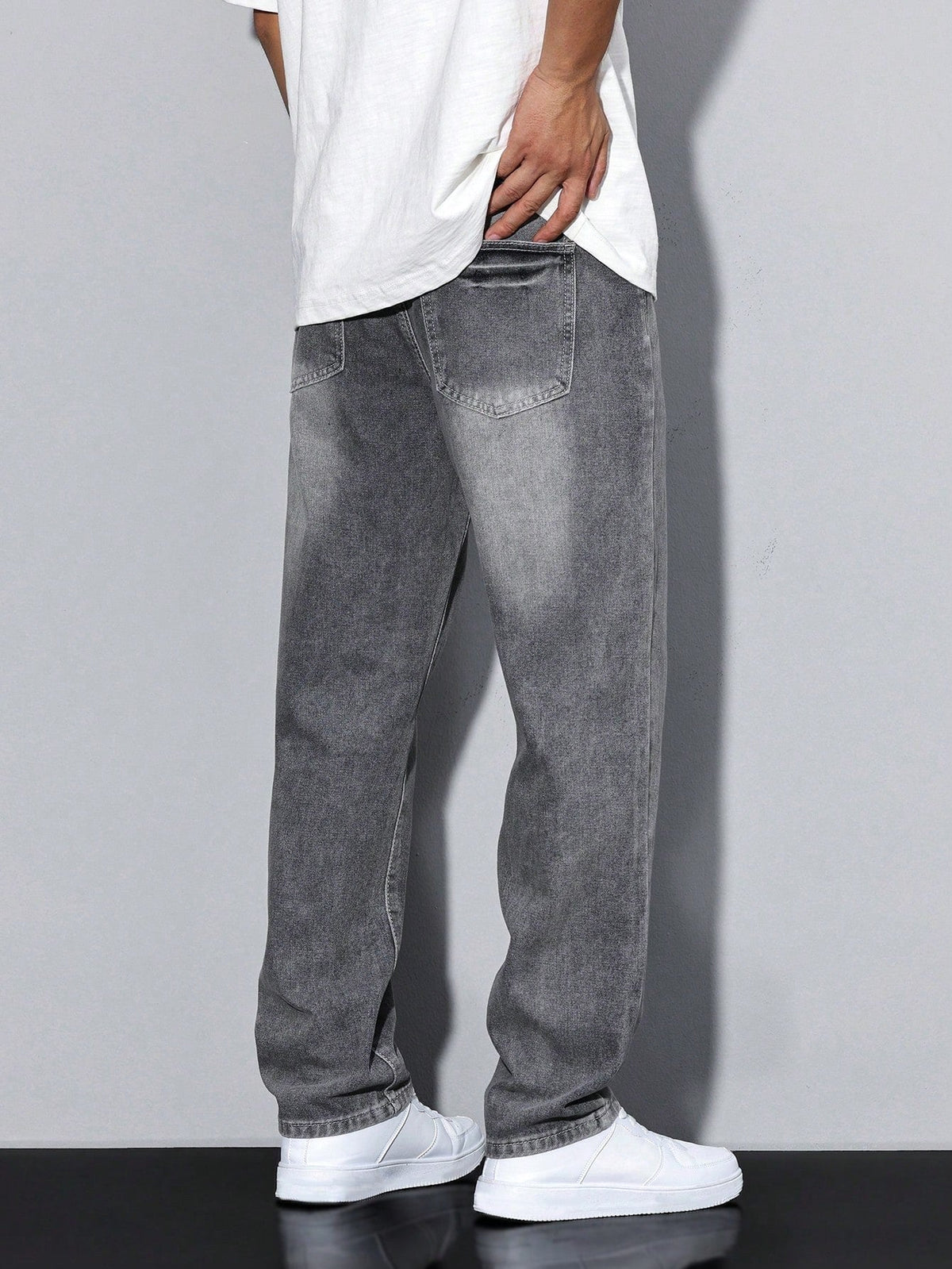 Gregory | Men's Cotton-Blend Pants in Solid Colour, Relaxed-Fit Jeans | Everlasting Boutique