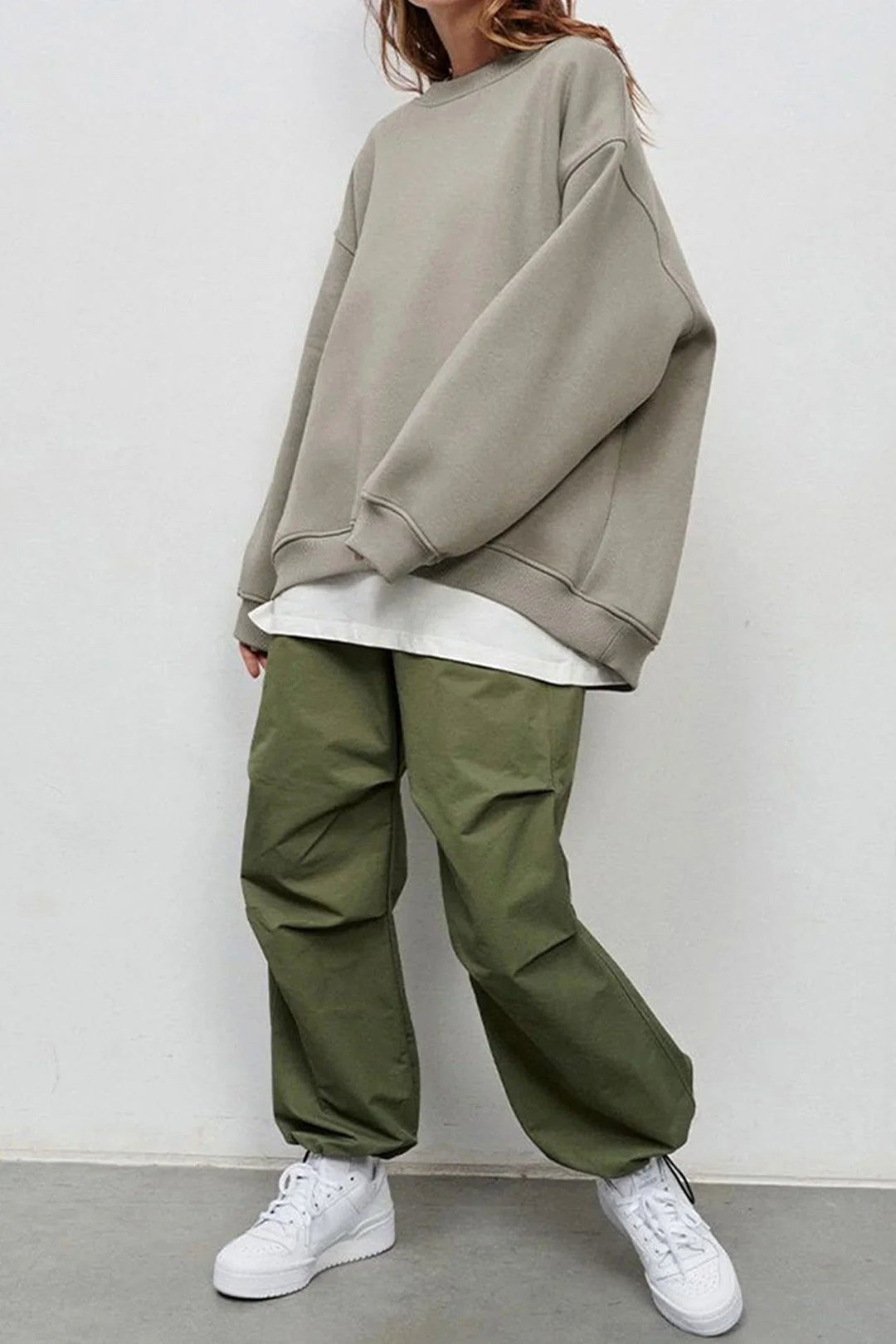 Lucienne | Women's Oversized Round-Neck Sweatshirt, Perfect for Everyday Wear | Everlasting Boutique