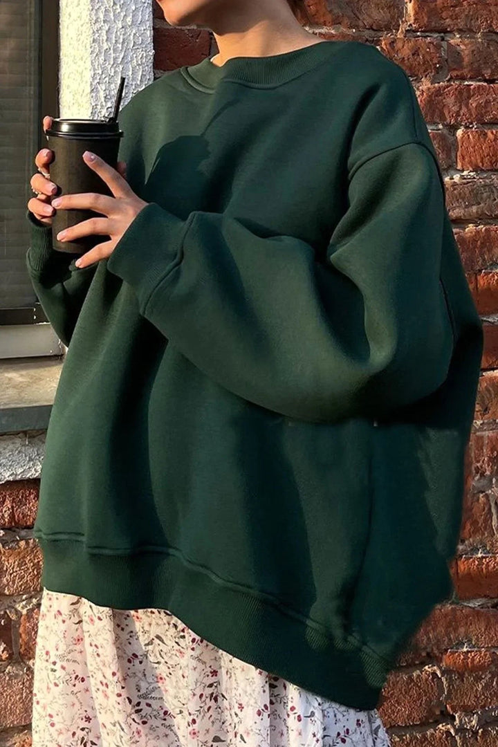 Lucienne | Women's Oversized Round-Neck Sweatshirt, Perfect for Everyday Wear | Everlasting Boutique | Black