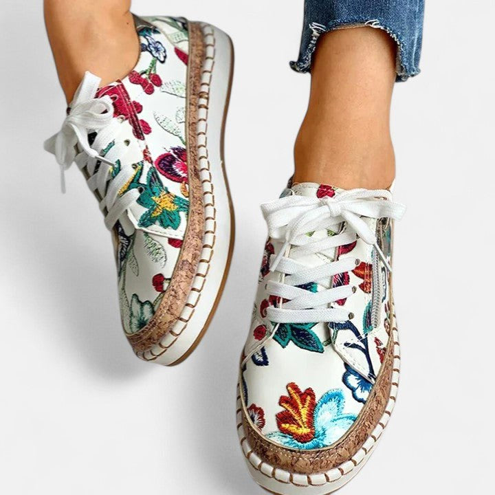 Maisie | Women's Lace-Up Low-Top Trainers, Textured Sole Walking Shoes | Everlasting Boutique