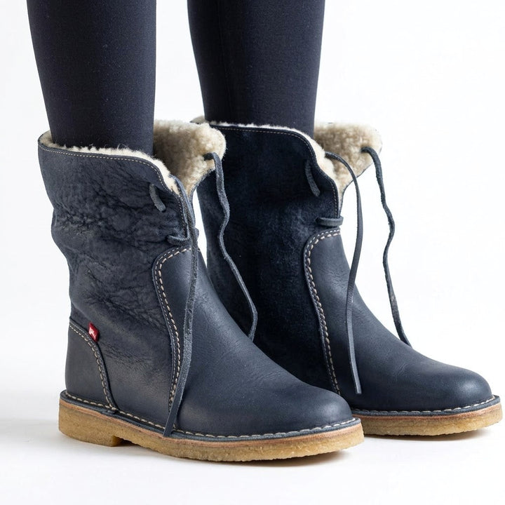 Melanie | Women's Waterproof Fur-Lined Winter Boots, Slip-On Winter Boots | Everlasting Boutique