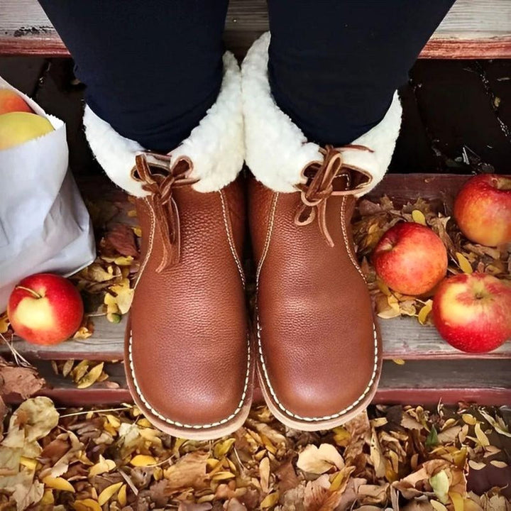 Melanie | Women's Waterproof Fur-Lined Winter Boots, Slip-On Winter Boots | Everlasting Boutique