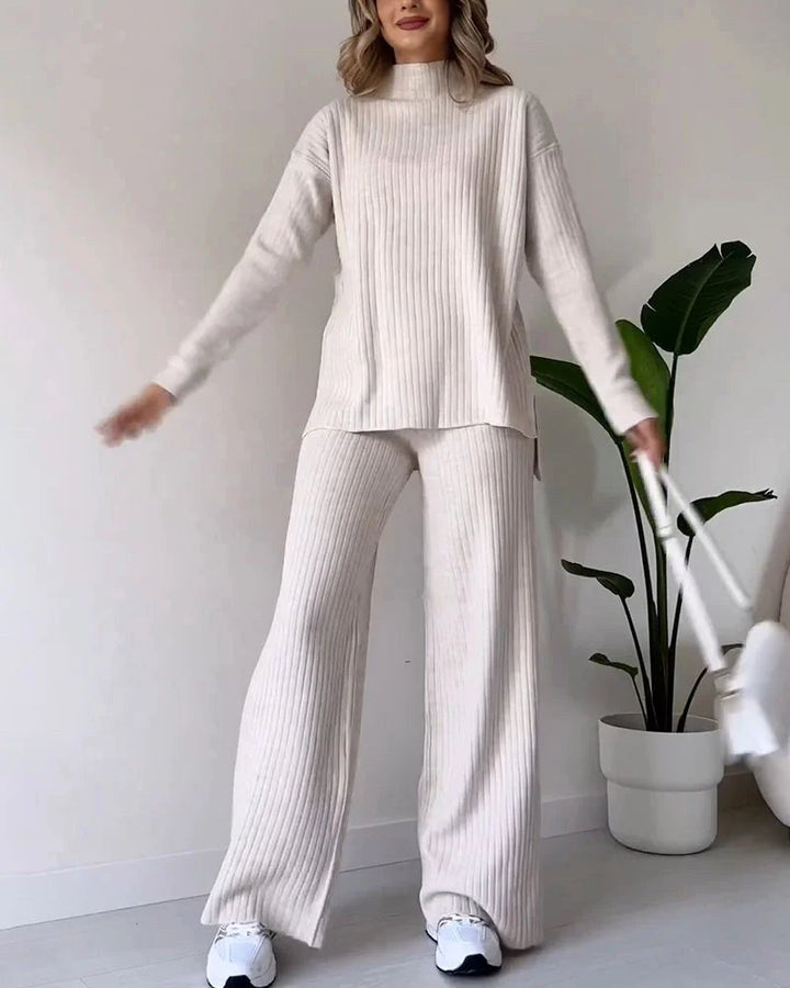Poppy | Women's Two-Piece Knit Set with Cutout Detail, Lounge Set | Everlasting Boutique